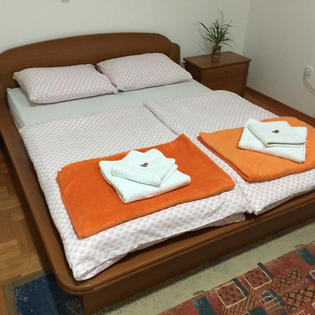Guest House Seperic Jasztrebarszka Kültér fotó