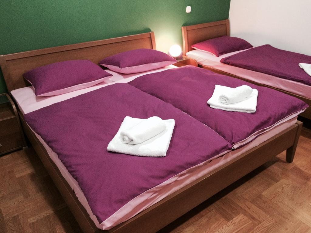 Guest House Seperic Jasztrebarszka Kültér fotó