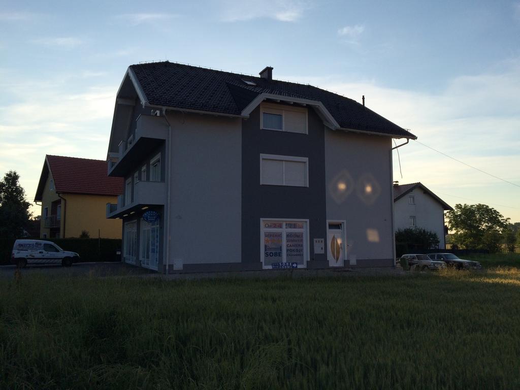 Guest House Seperic Jasztrebarszka Kültér fotó